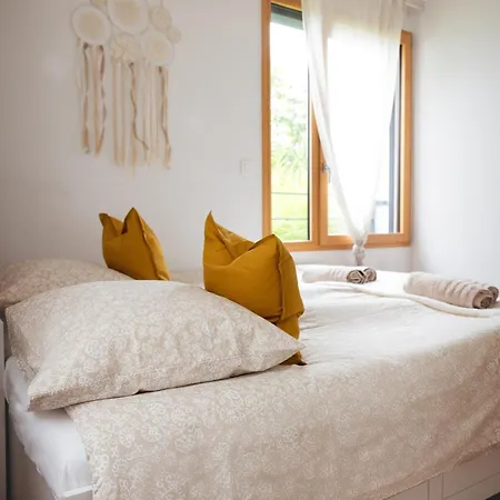 Apartment Le Joliot Curie 4-6 Pers A - Eurexpo - Ldlc Arena - Groupama Stadium - Eurexpo - 15mn *